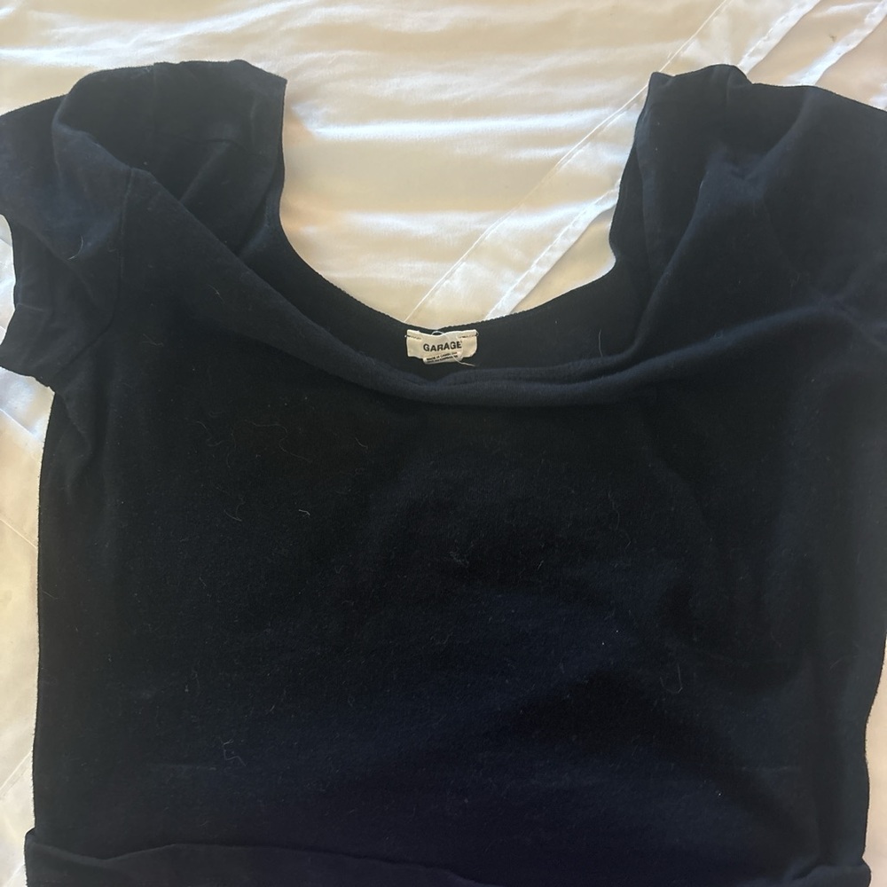 Black garage top medium